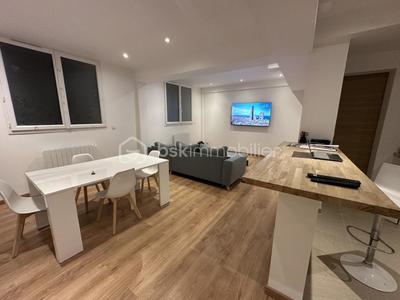 Maison - 139 m² - 6 pièces