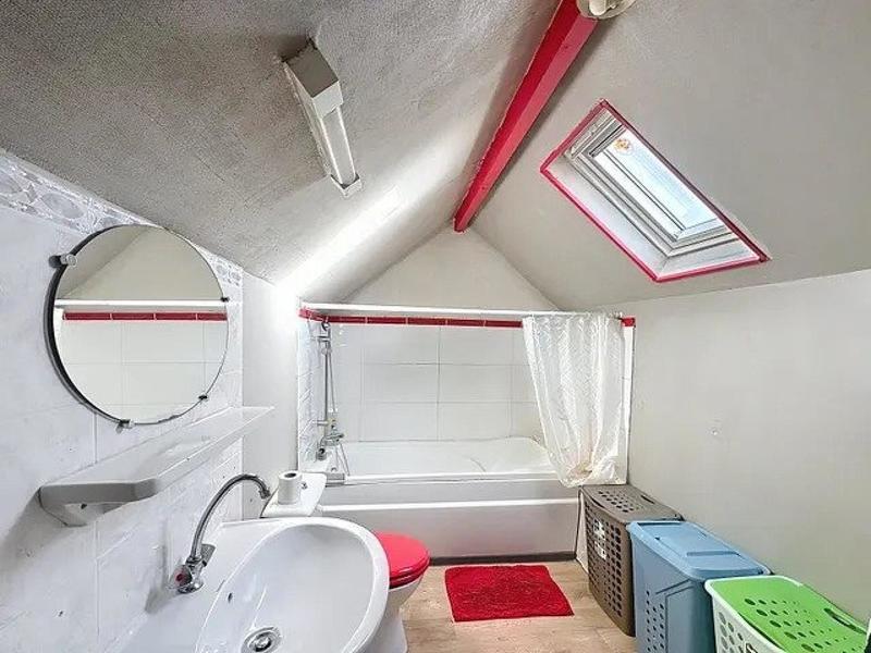 Maison - 132 m² - 8 pièces