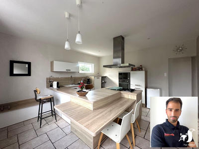 Maison - 159 m² - 5 pièces