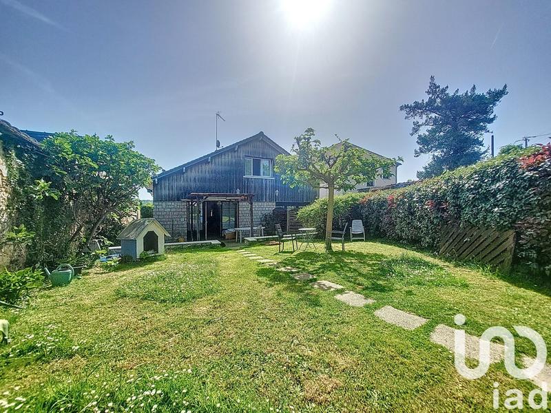 Maison - 170 m² - 9 pièces