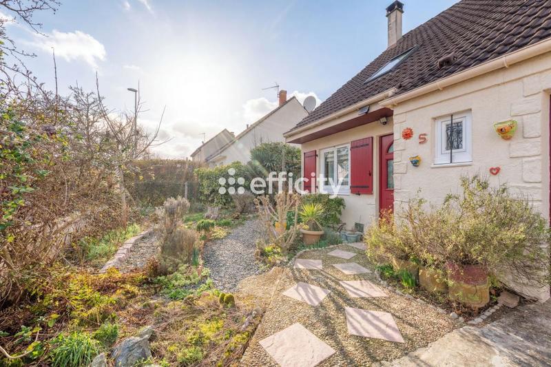 Maison - 91 m² - 5 pièces