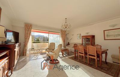 Appartement - 134 m² - 5 pièces