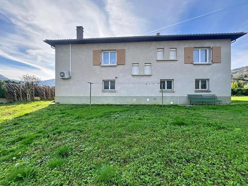 Villa - 161 m² - 7 pièces