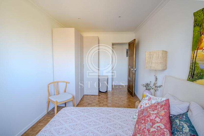 Appartement - 80 m² - 4 pièces