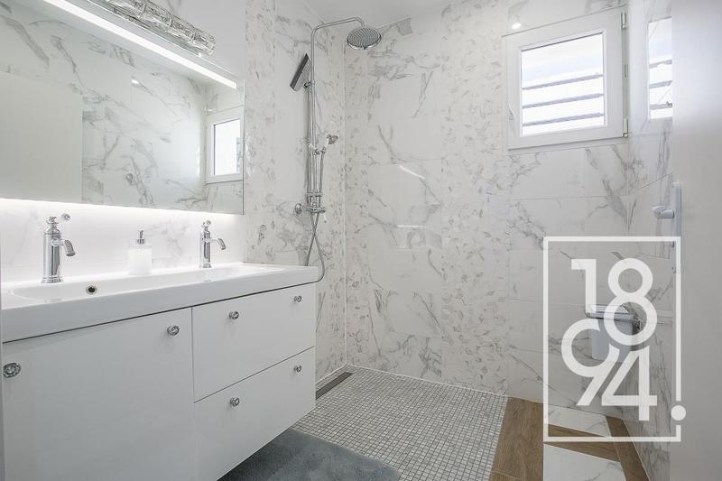 Maison - 280 m² - 7 pièces