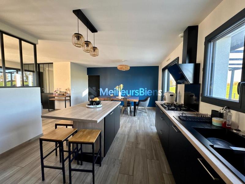 Pavillon - 107 m² - 6 pièces