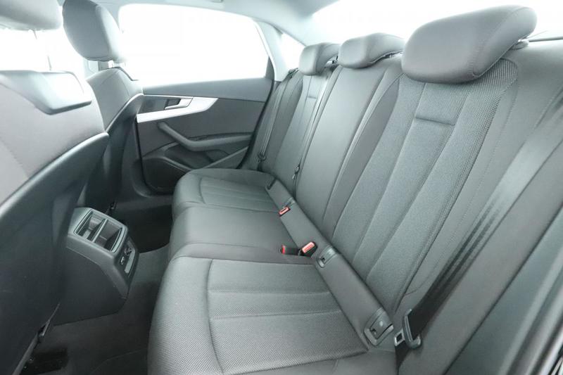 Audi A4 35 Tfsi s tronic 7 150 ch