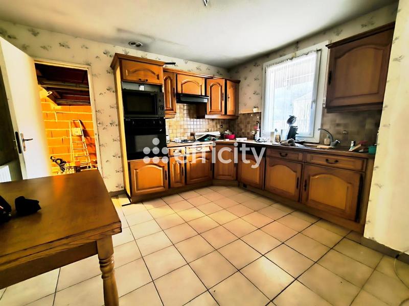 Maison - 77 m² - 3 pièces