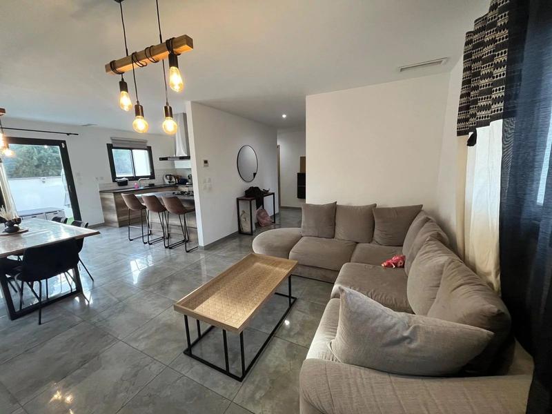 Maison - 125 m² - 5 pièces