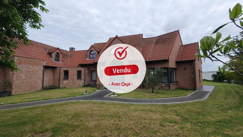 Maison - 372 m² - 6 pièces