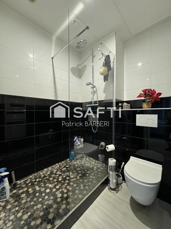 Maison - 94 m² - 5 pièces