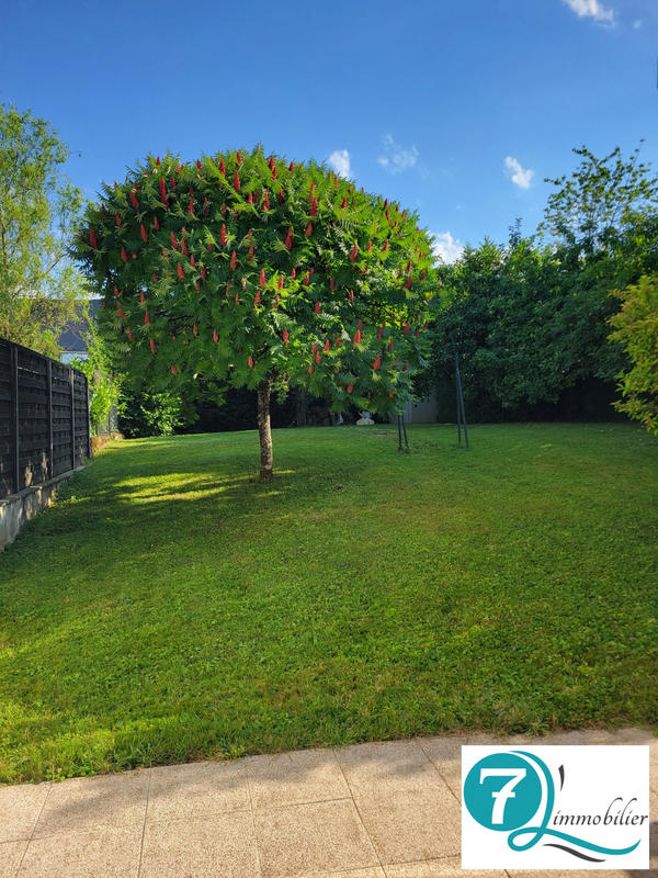 Maison - 104 m² - 10 pièces