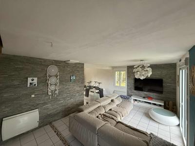 Maison - 117 m² - 6 pièces