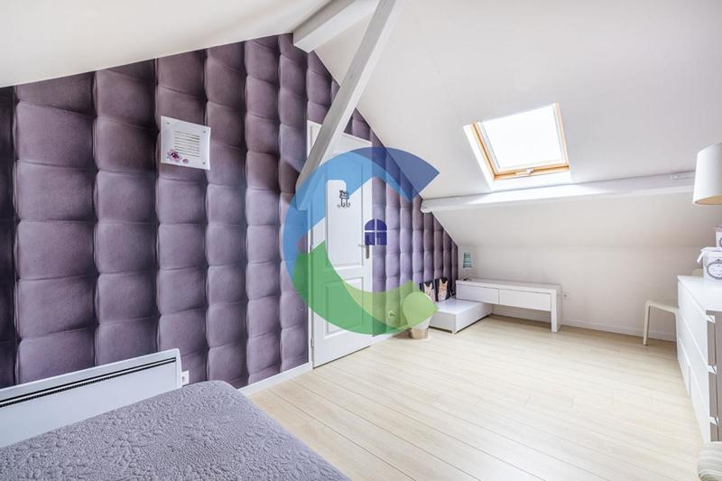 Maison - 175 m² - 7 pièces