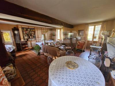 Maison de domaine - 178 m² - 7 pièces