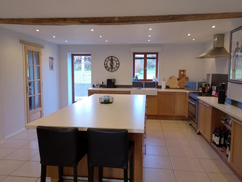 Maison - 235 m² - 8 pièces