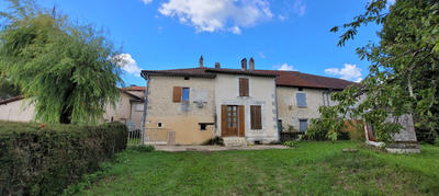 Maison de village - 140 m² - 5 pièces