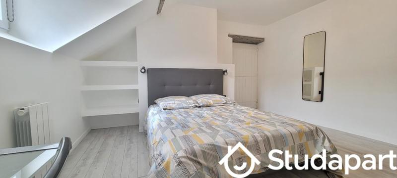 Chambre - 11 m² - 1 pièce