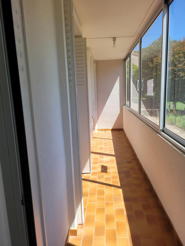 Appartement - 65 m² - 5 pièces