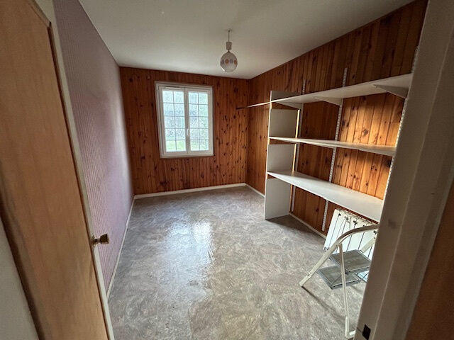 Maison - 137 m² - 7 pièces