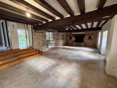 Maison - 181 m² - 7 pièces