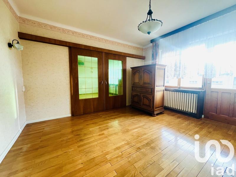 Maison - 188 m² - 8 pièces