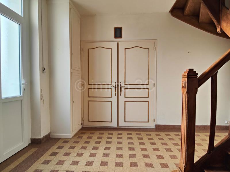 Maison en pierre - 190 m² - 8 pièces