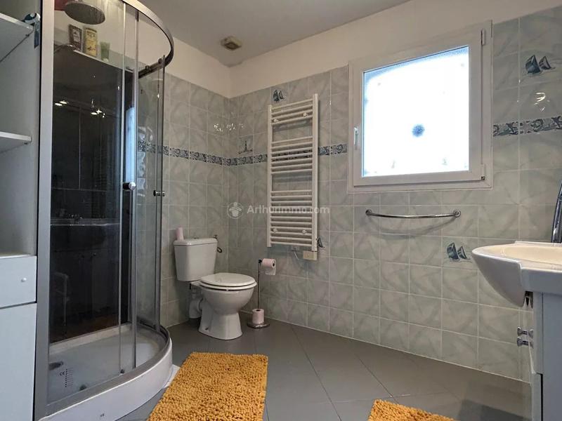 Maison - 157 m² - 8 pièces