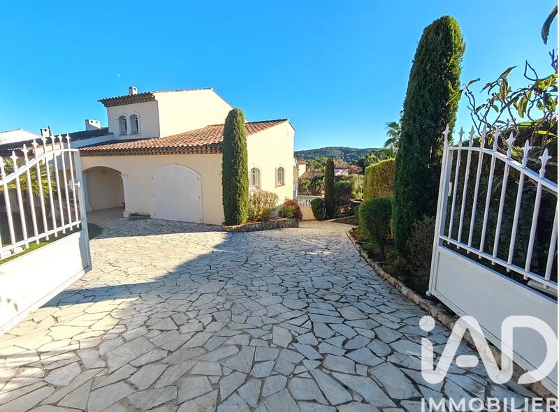 Maison - 160 m² - 6 pièces