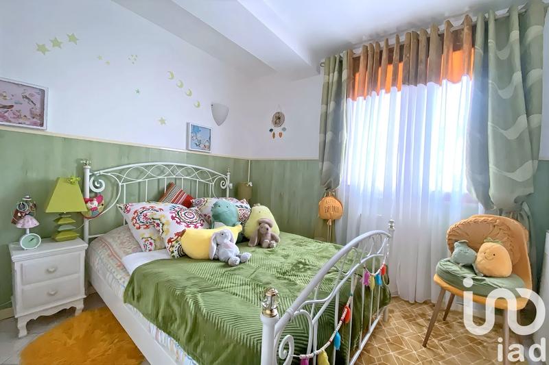 Maison - 200 m² - 6 pièces