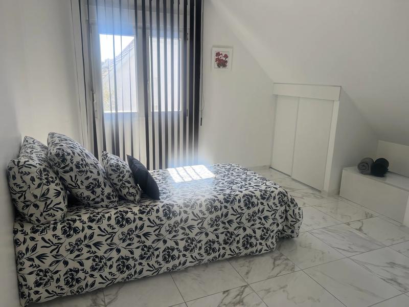 Maison - 266 m² - 7 pièces