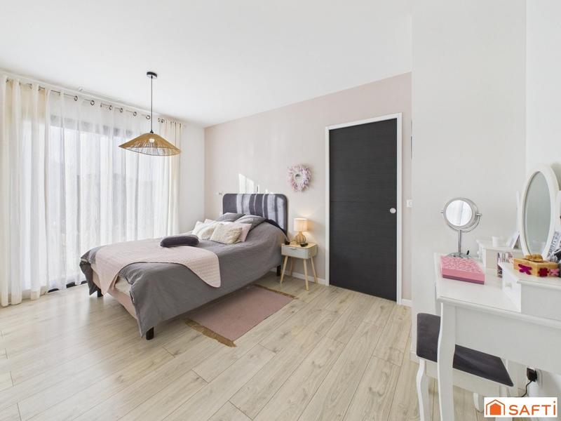 Maison - 120 m² - 5 pièces