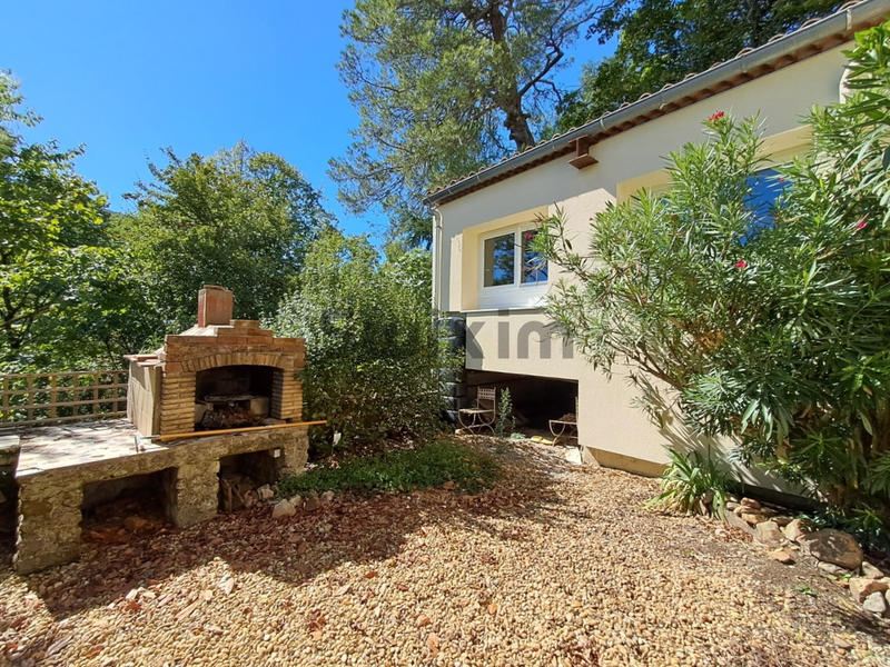 Maison - 406 m² - 17 pièces