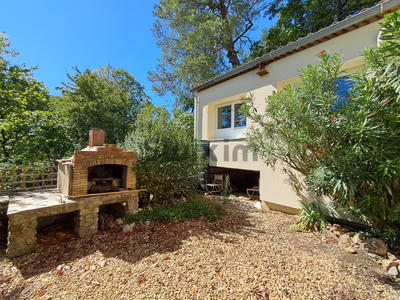 Maison - 406 m² - 17 pièces