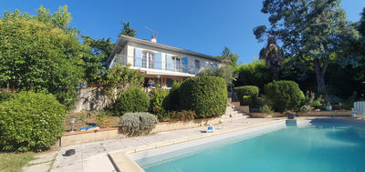 Maison - 170 m² - 6 pièces