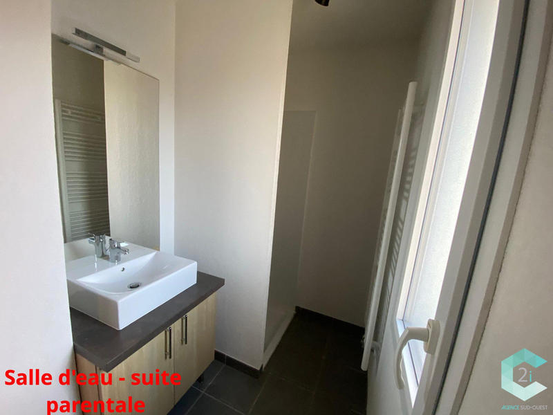 Maison - 86 m² - 4 pièces