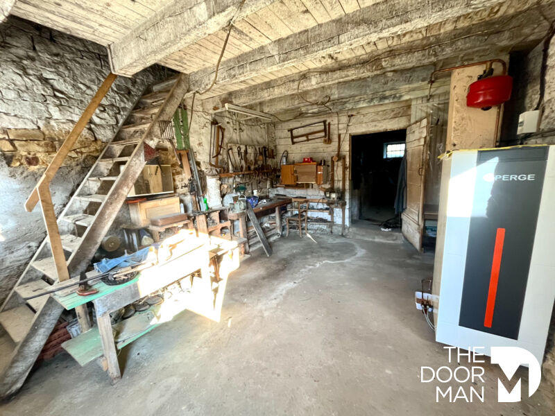 Maison - 98 m² - 4 pièces