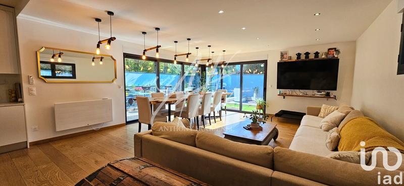 Maison - 150 m² - 5 pièces