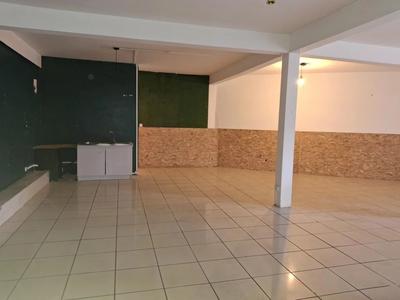 Immeuble - 241 m² - 10 pièces