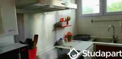 Chambre - 9 m² - 1 pièce