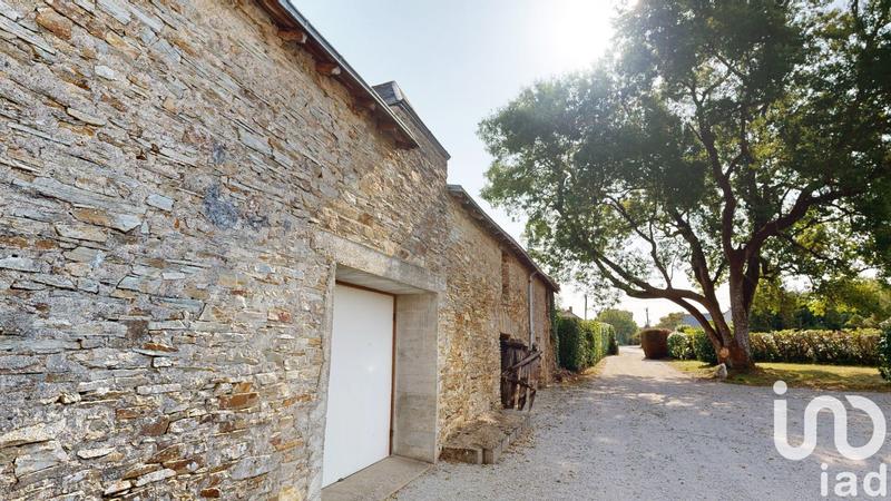 Maison - 300 m² - 12 pièces