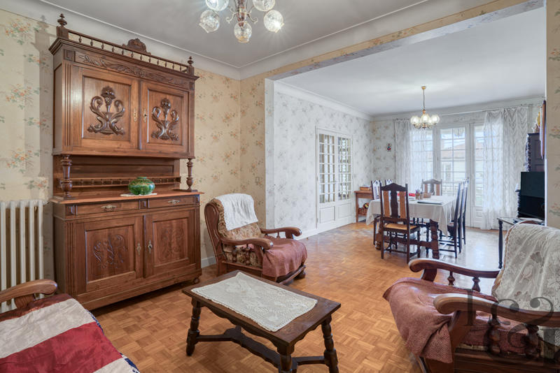 Maison - 156 m² - 7 pièces