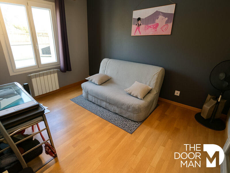 Maison - 171 m² - 7 pièces