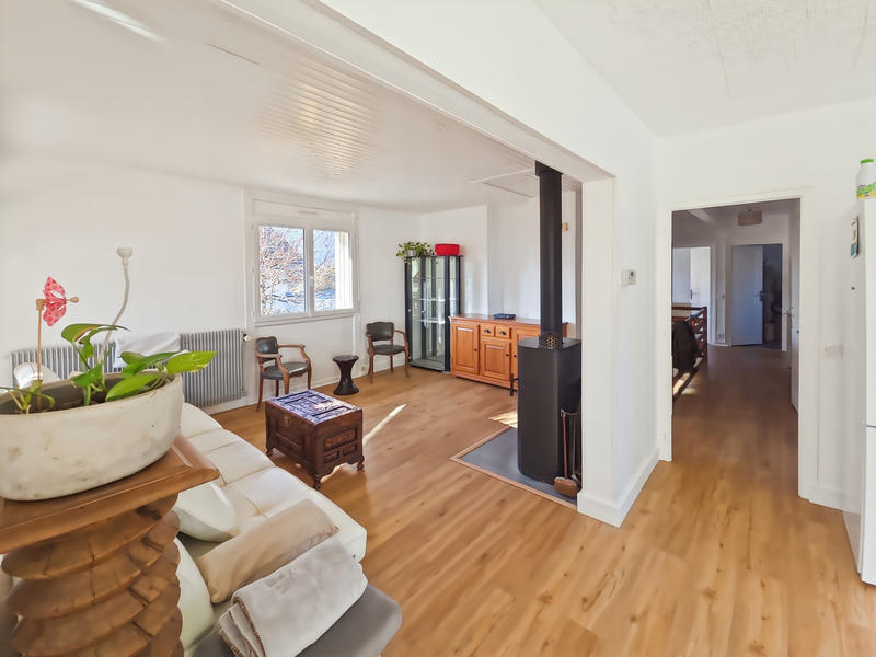 Maison - 140 m² - 5 pièces