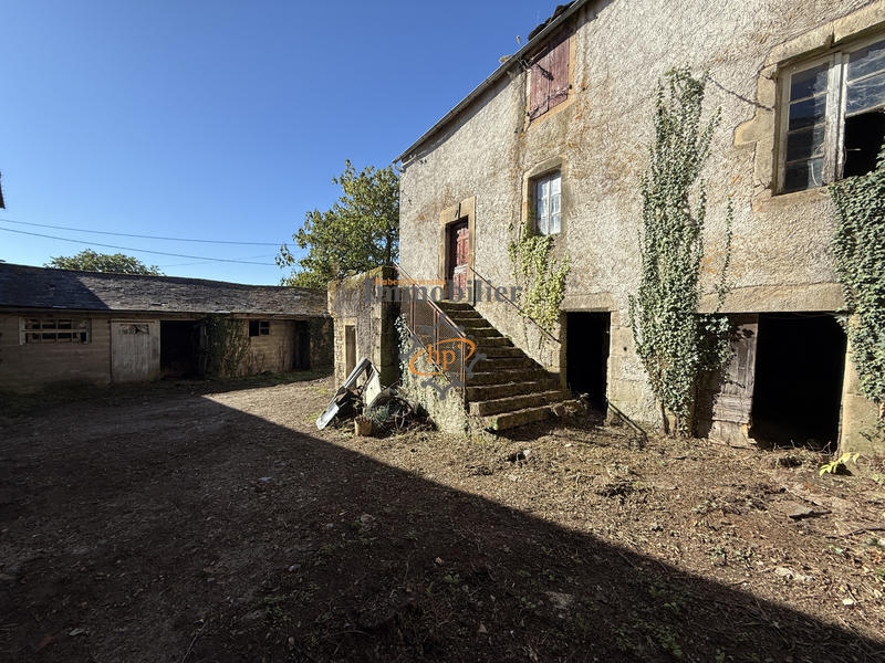 Maison - 260 m² - 5 pièces