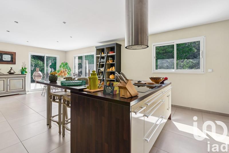 Maison - 190 m² - 6 pièces