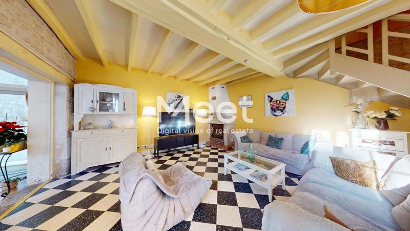 Propriété - 215 m² - 8 pièces