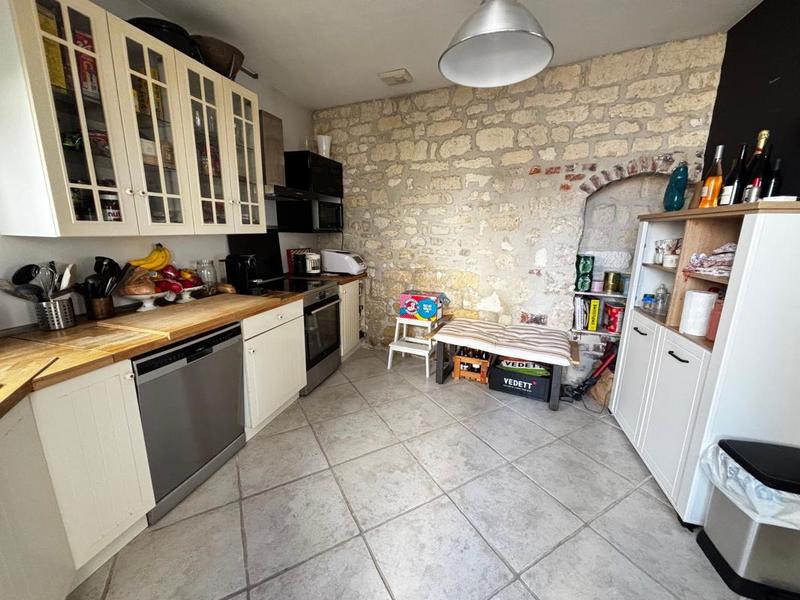 Maison - 121 m² - 5 pièces