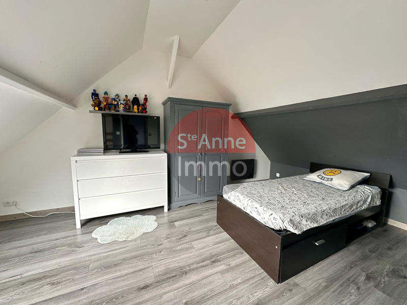 Maison - 210 m² - 8 pièces