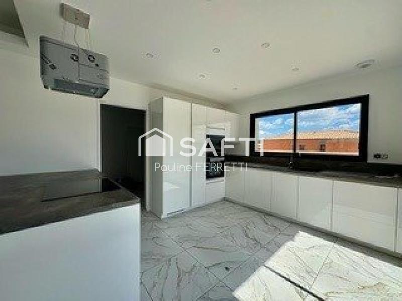 Maison - 128 m² - 4 pièces